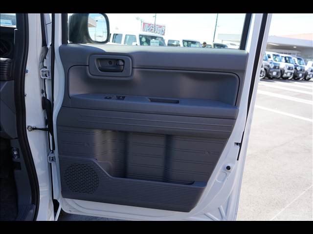 Honda N-VAN 10