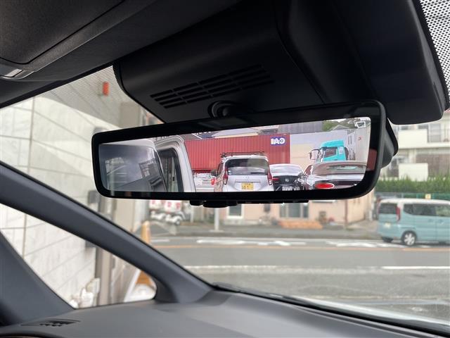 Toyota Alphard 3