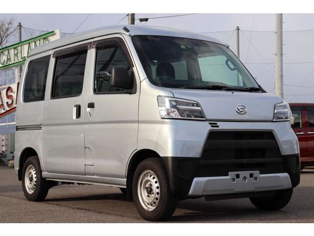 Daihatsu Hijet Cargo 3