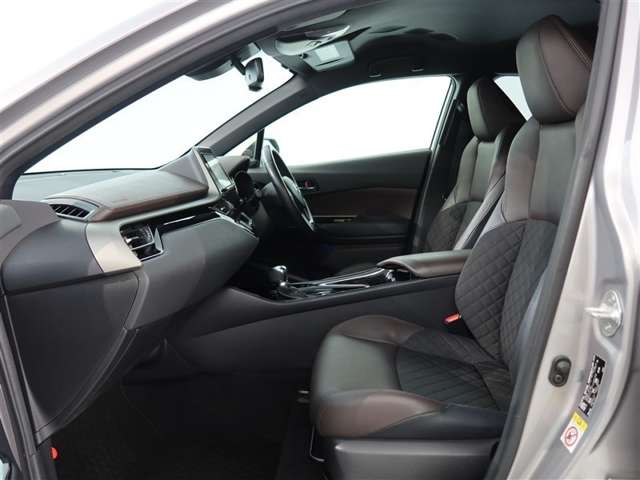 Toyota C-HR 11