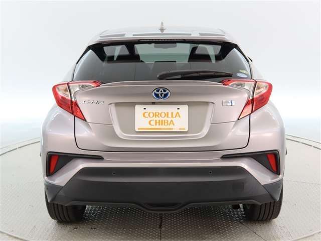Toyota C-HR 4