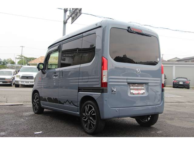 Honda N-VAN 8