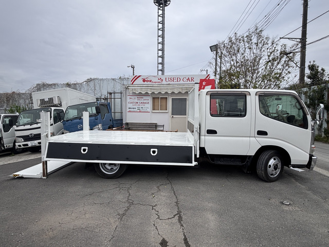 Hino Dutro 6