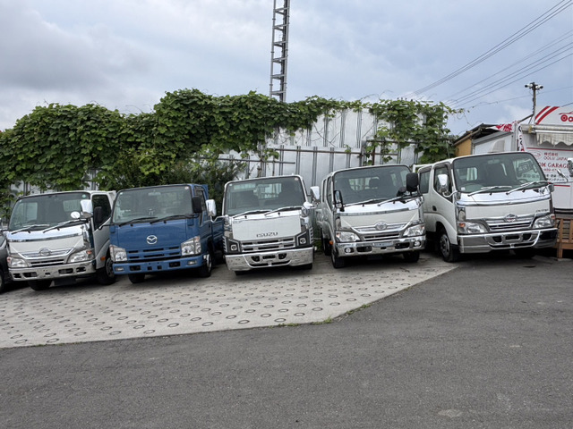 Hino Dutro 10