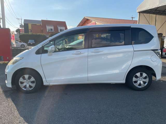 Honda Freed 4