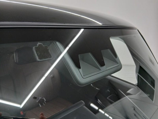 Daihatsu Taft 11