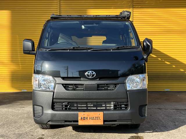 Toyota Hiace Van 2