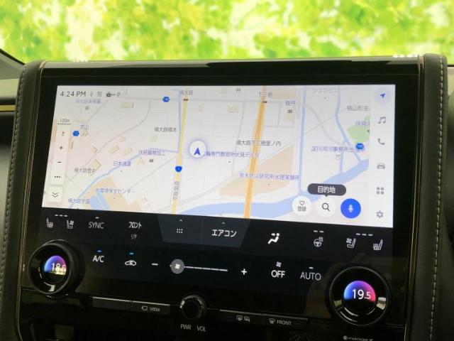 Toyota Alphard 4