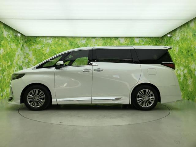 Toyota Alphard 5