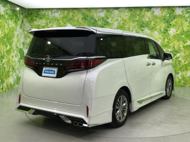 Toyota Alphard 6