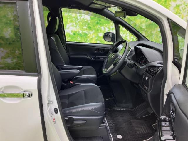 Toyota Noah 2