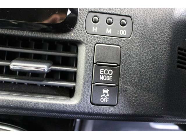 Toyota Noah 10