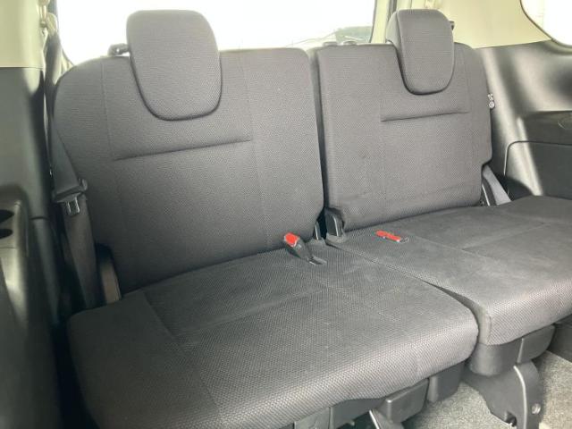 Nissan Serena 8