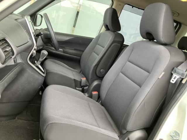 Nissan Serena 9