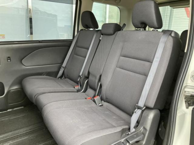 Nissan Serena 10
