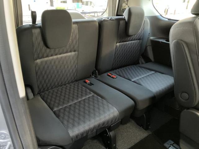 Nissan Serena 8