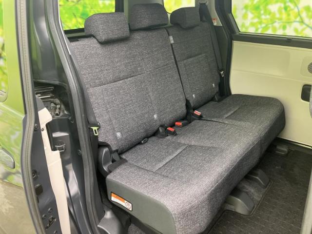 Toyota Sienta 9