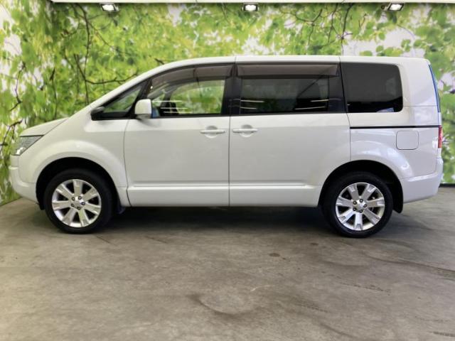 Mitsubishi Delica D:5 5