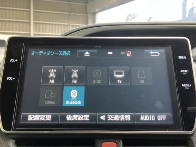 Toyota Voxy 12