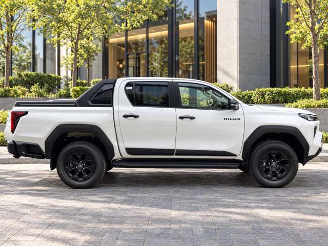 Toyota Hilux 11