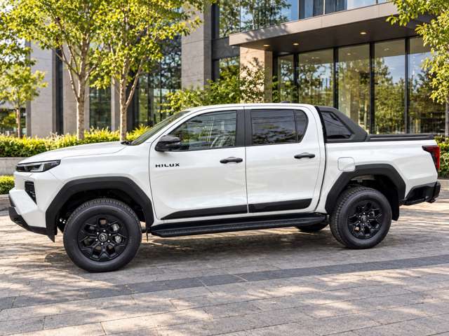 Toyota Hilux 4