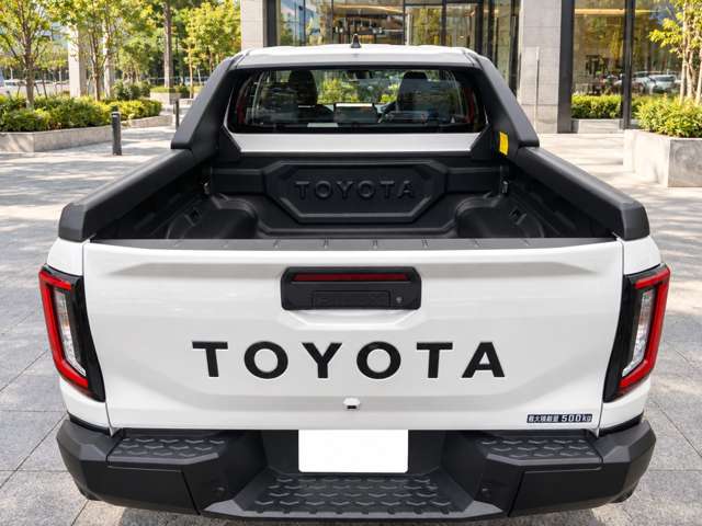 Toyota Hilux 6