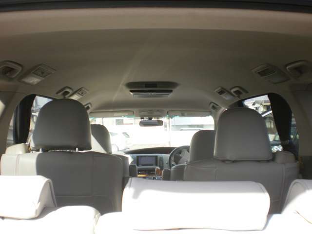 Toyota Estima 11