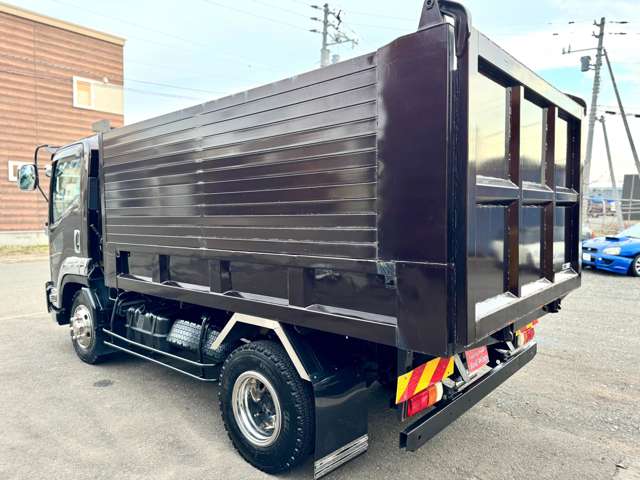 Isuzu Forward 8