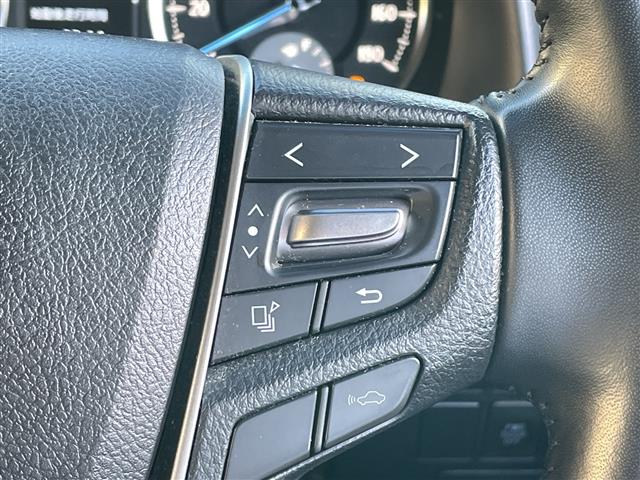Toyota Vellfire 10
