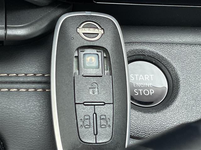 Nissan Serena 10