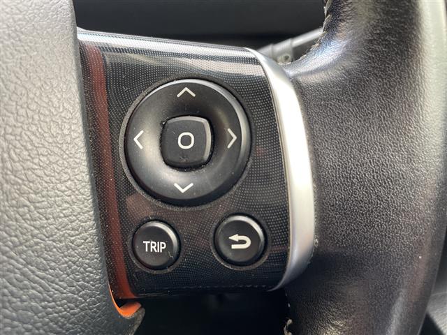 Toyota Sienta 9