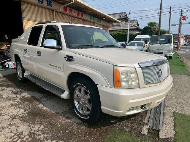 Cadillac Escalade EXT 5