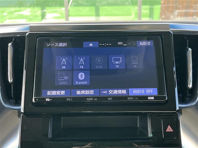 Toyota Alphard 8