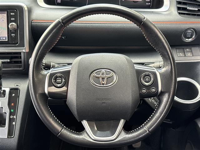 Toyota Sienta 12