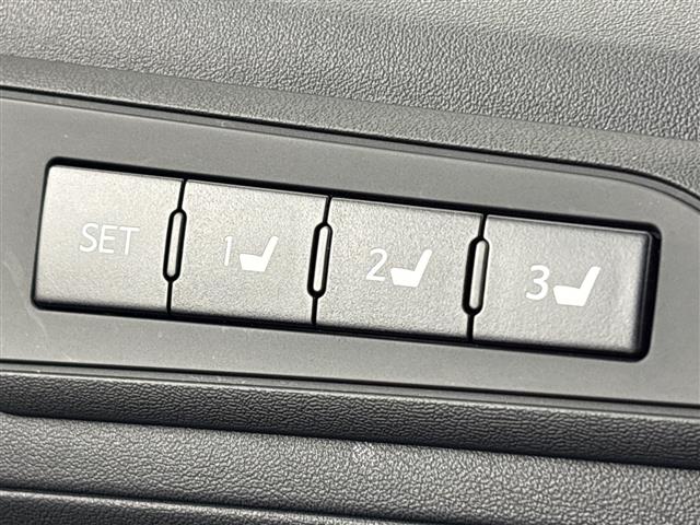 Toyota Vellfire 8
