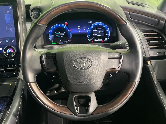 Toyota Alphard 12