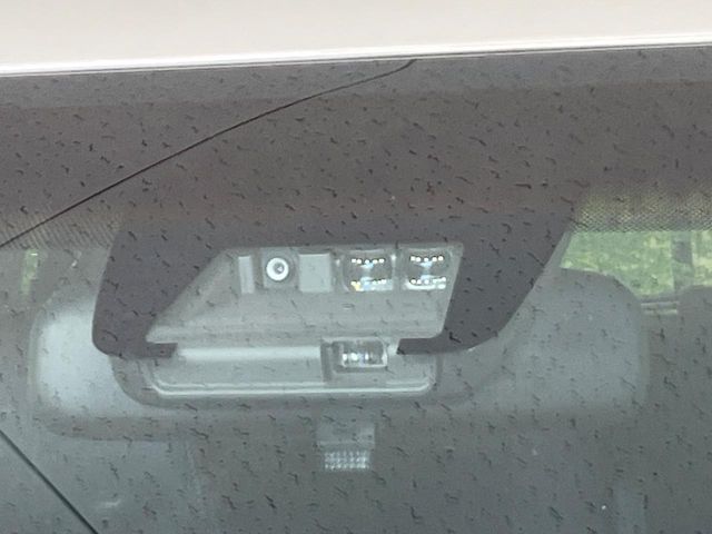 Toyota Estima 6