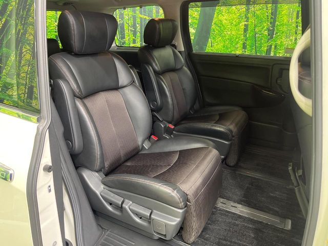 Nissan Elgrand 9