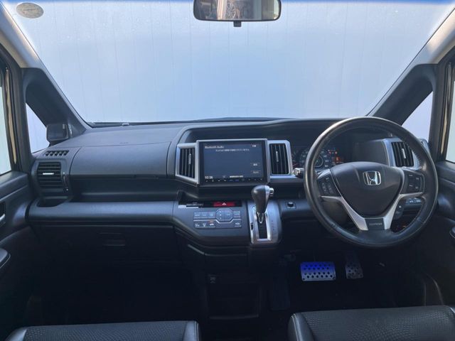Honda Stepwgn 2