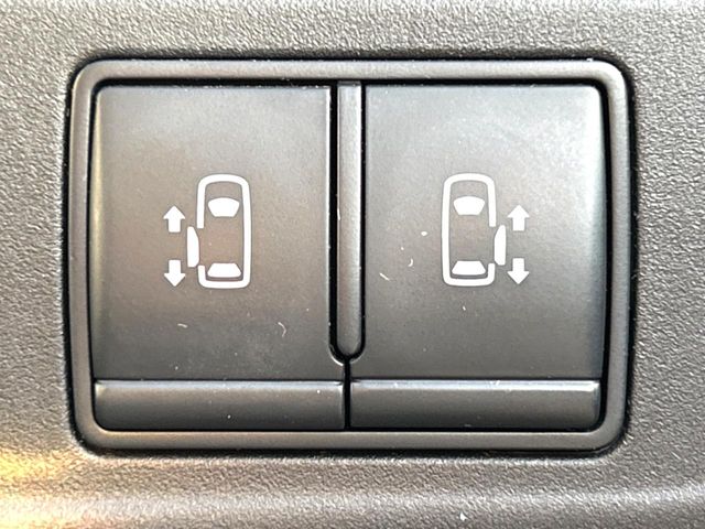 Nissan Serena 6