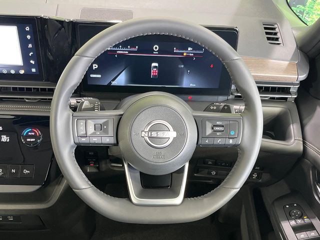 Nissan Serena 12