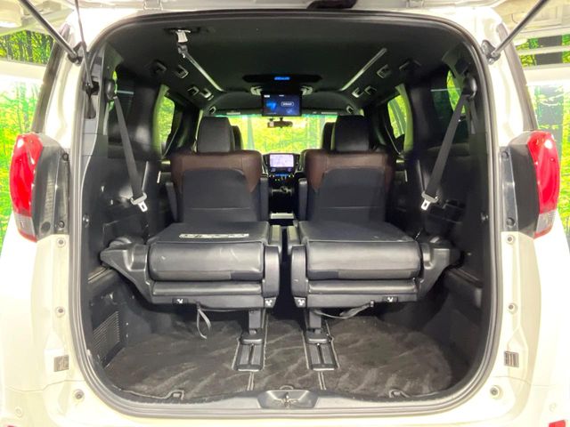 Toyota Alphard 10