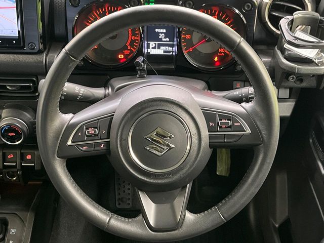 Suzuki Jimny 12