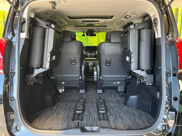 Toyota Alphard 11