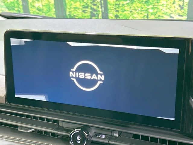 Nissan Serena 3