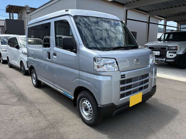 Daihatsu Hijet Cargo 3