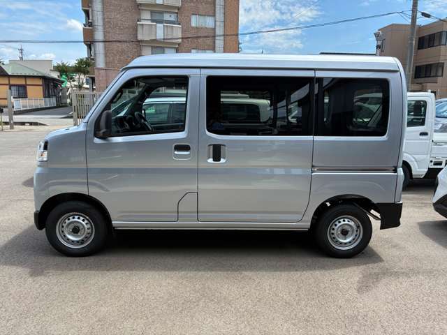 Daihatsu Hijet Cargo 9