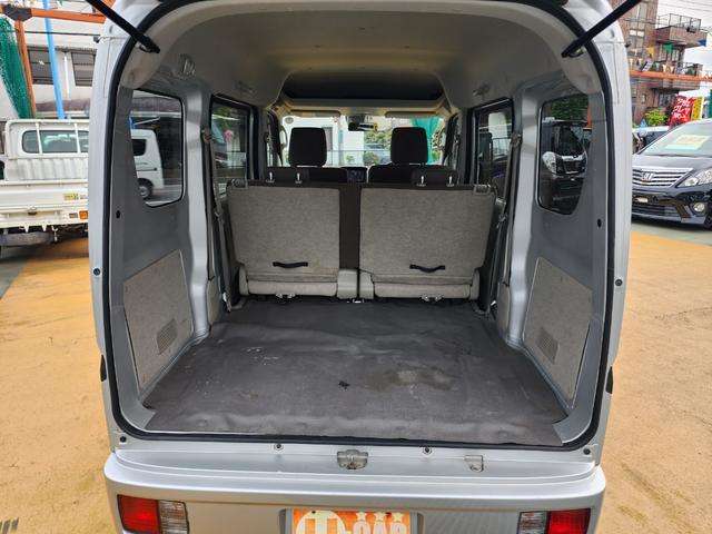 Nissan NV100 Clipper 11