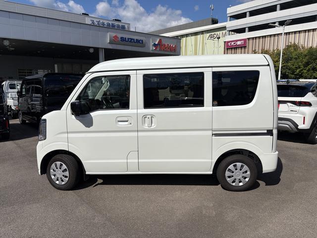 Suzuki Every 8