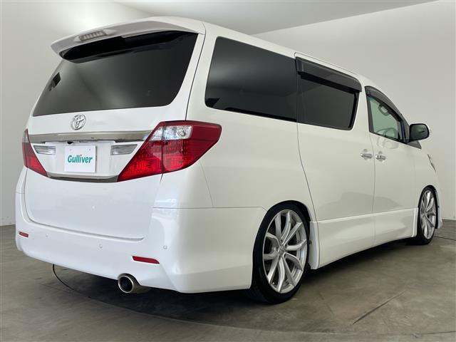 Toyota Alphard 5